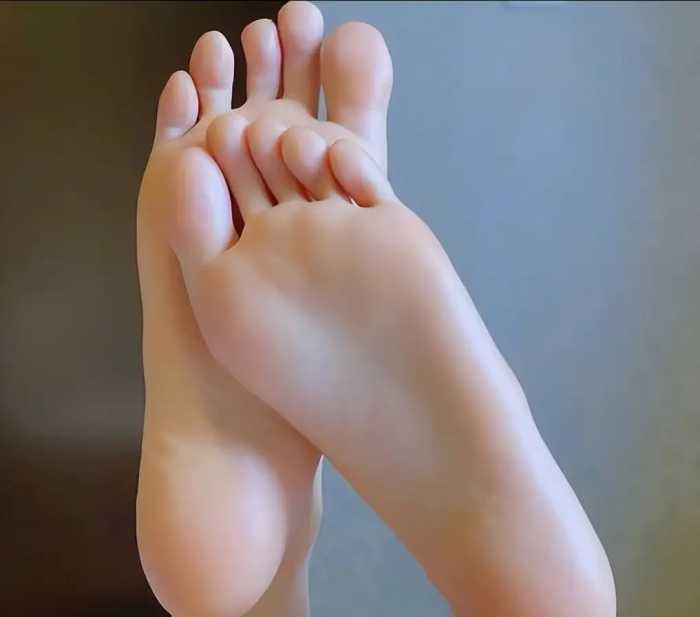 寿命长短从脚趾能看出来？医生：脚趾有这几个特征，寿命可能更长